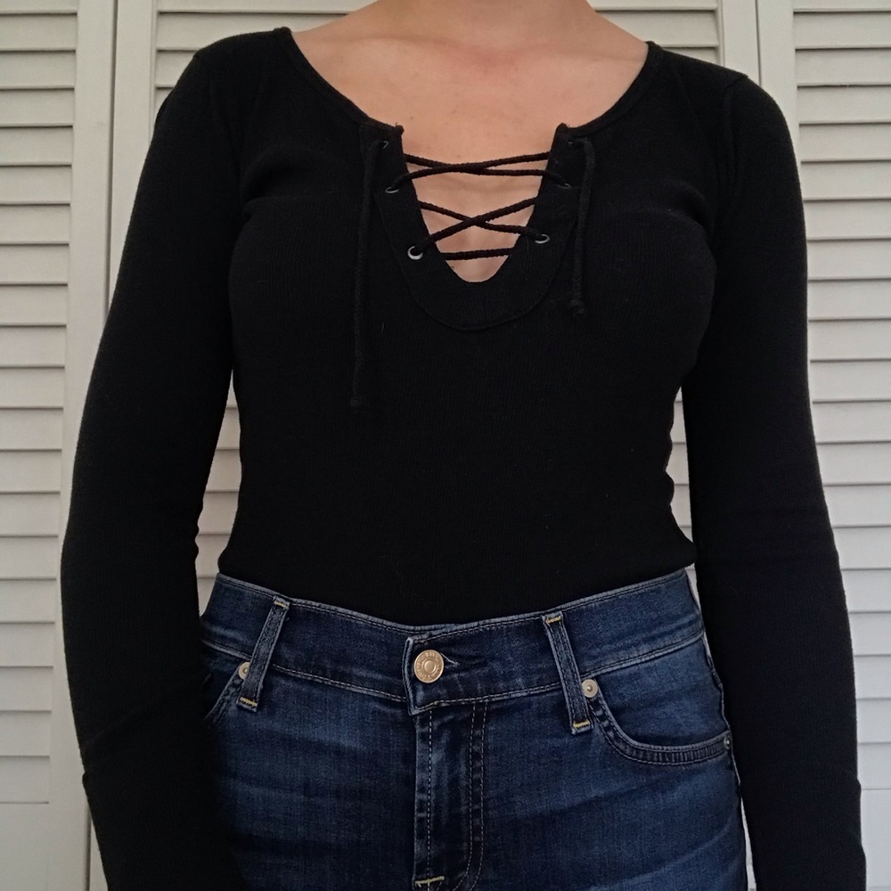 Black lace-up long sleeve